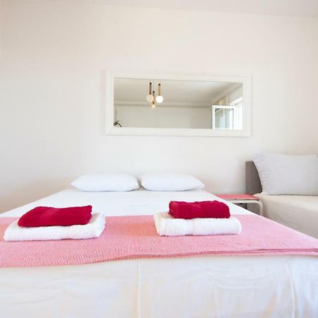 Apartmani Piculo Primosten Luaran gambar
